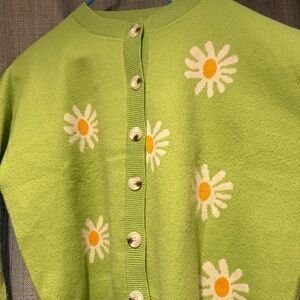 Thick Daisy Cardigan
